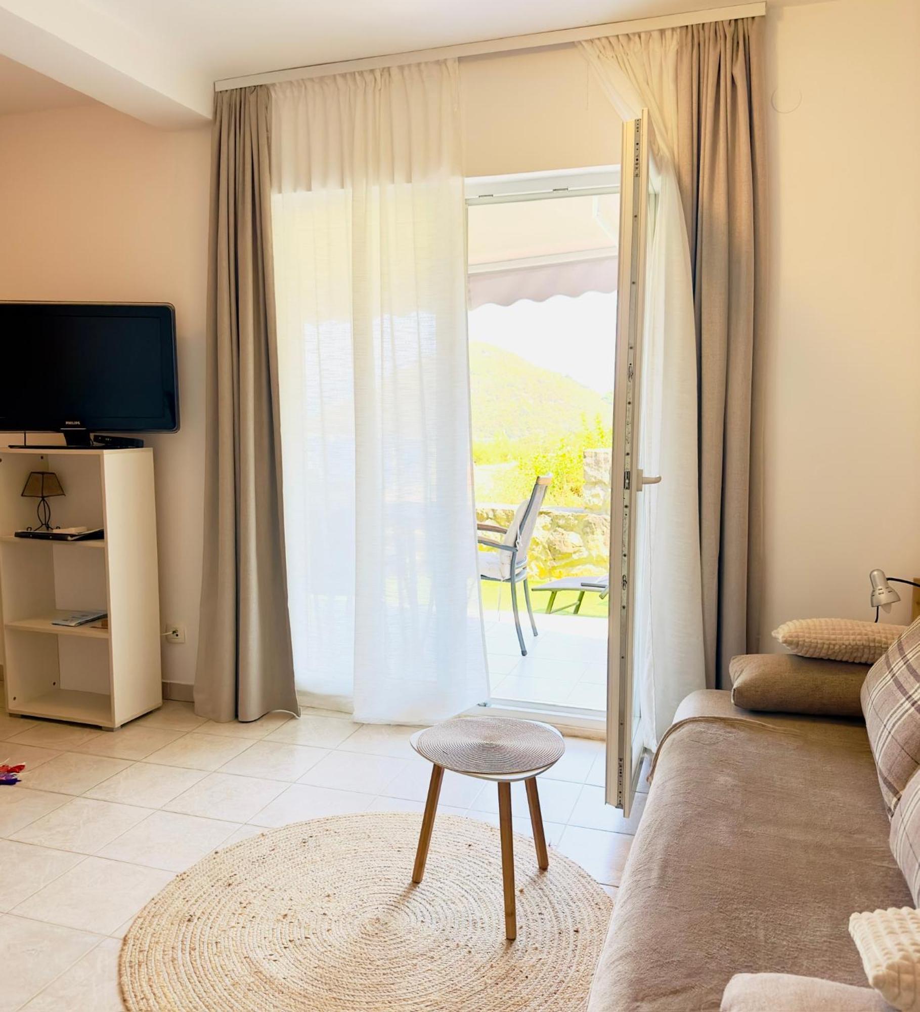 Villa Evita Apartments Prožura Exteriér fotografie