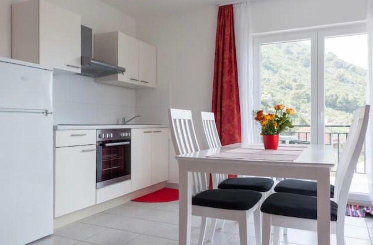 Villa Evita Apartments Prožura Exteriér fotografie