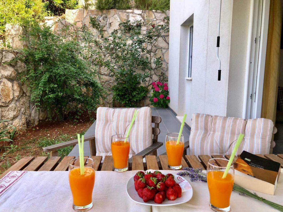 Villa Evita Apartments Prožura Exteriér fotografie